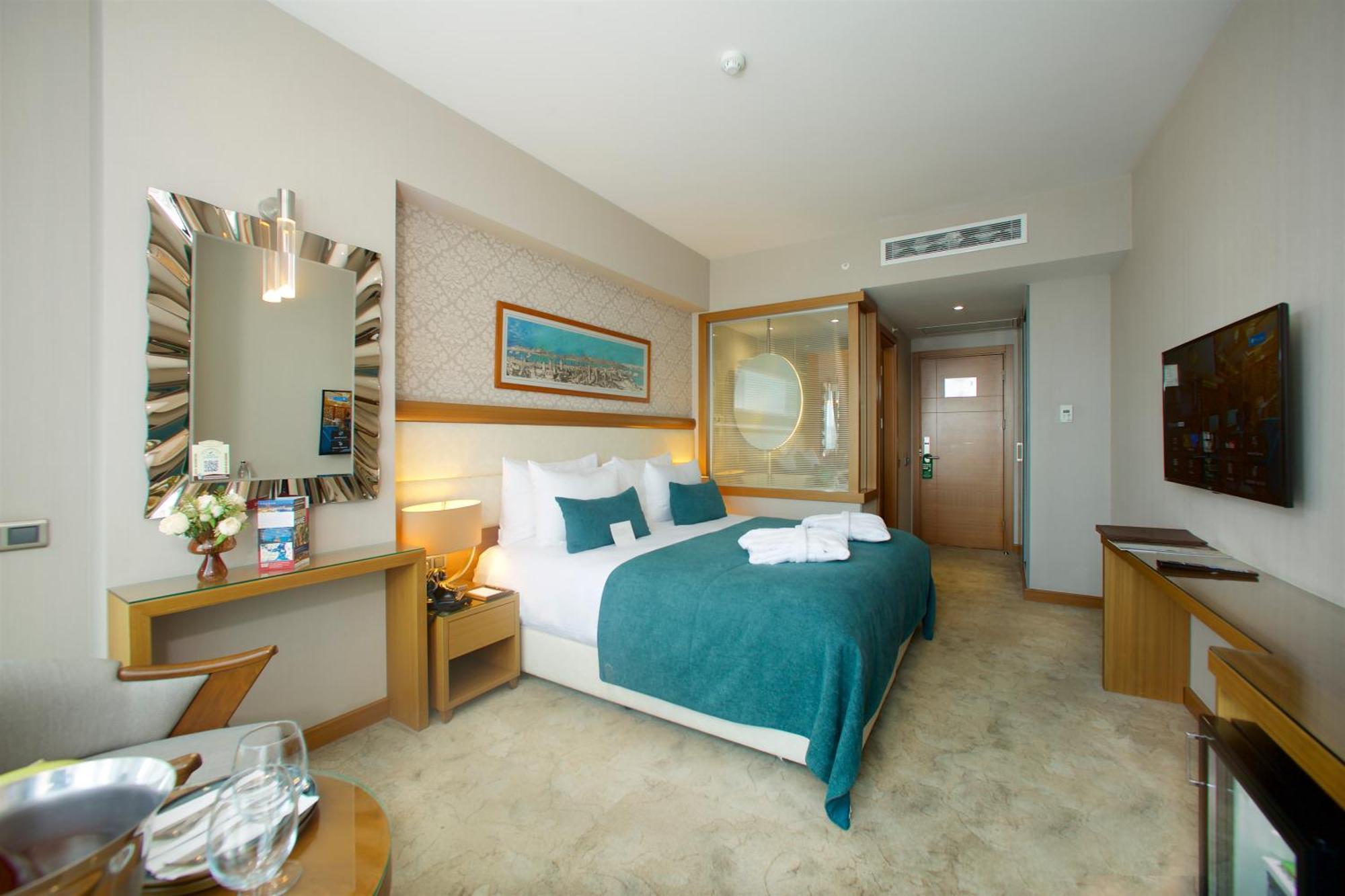 Hotel Momento Golden Horn Istanbul Exterior photo