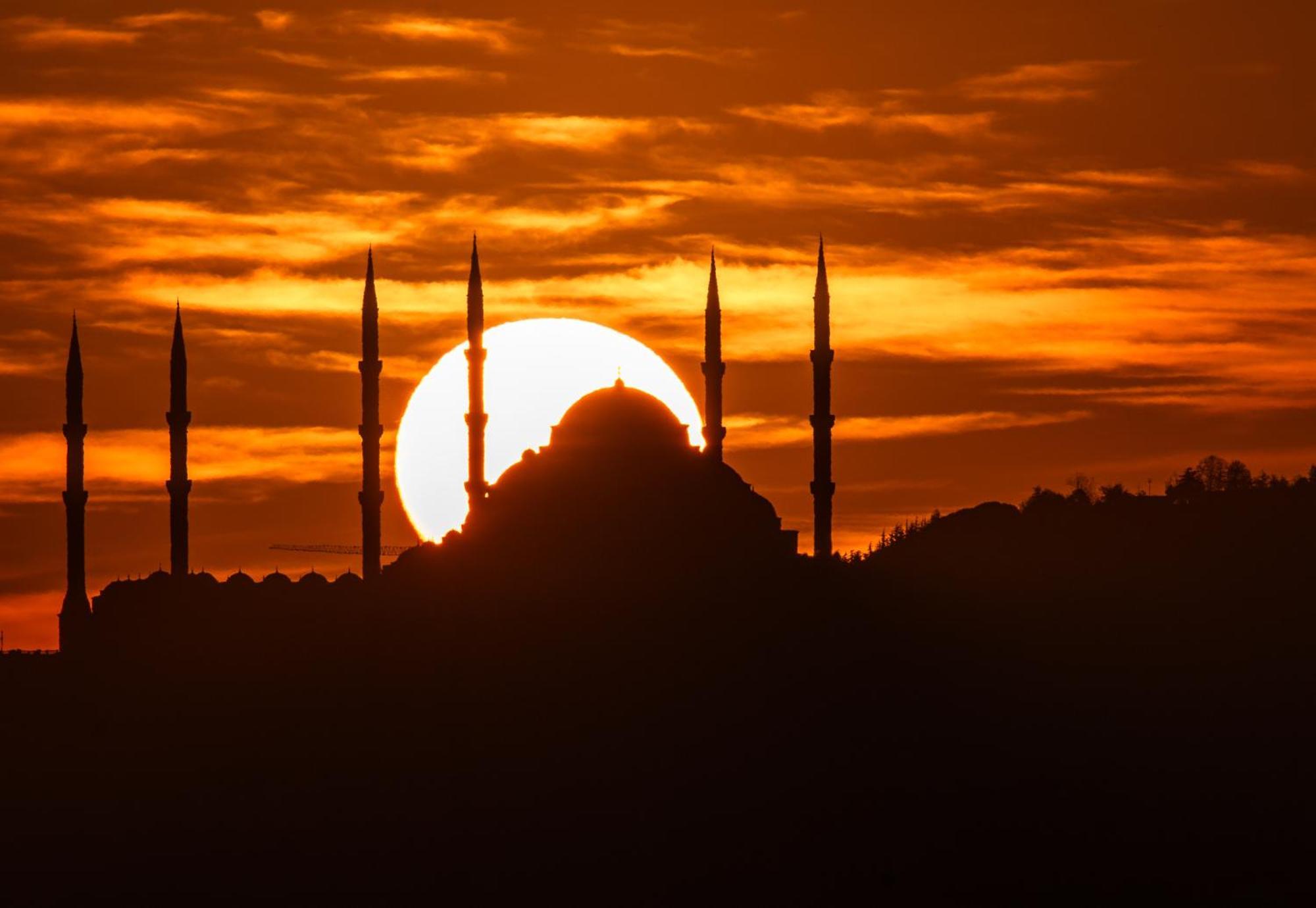 Hotel Momento Golden Horn Istanbul Exterior photo